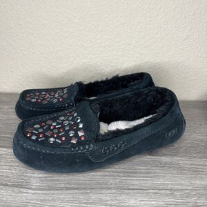 UGG Womens Slippers Ansley Stud II Suede Black Size 6 Comfort Cozy Lounge